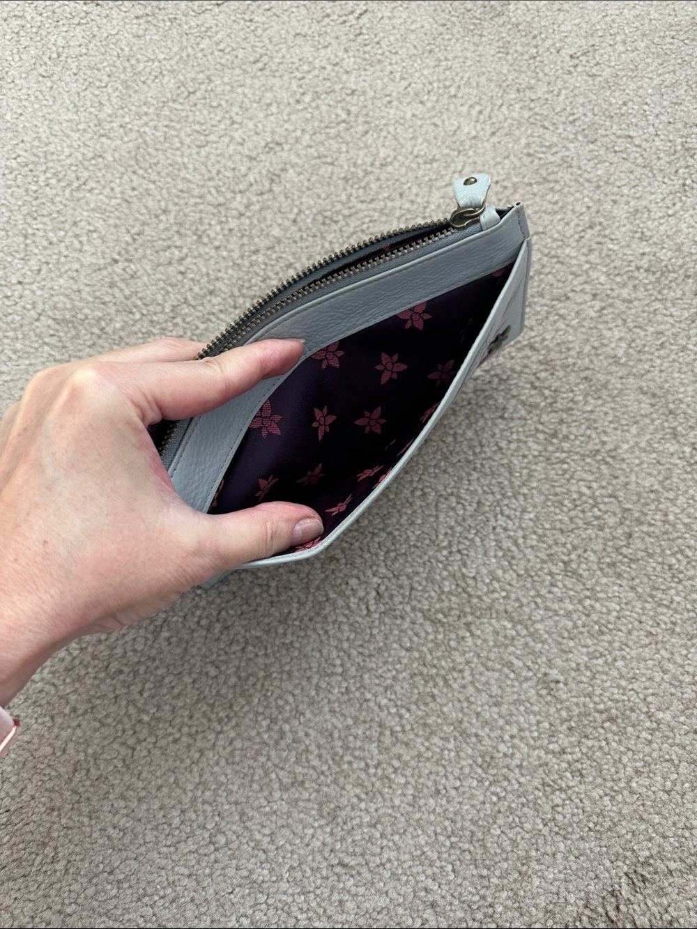 Anuschka wristlet - Picture 5 of 7